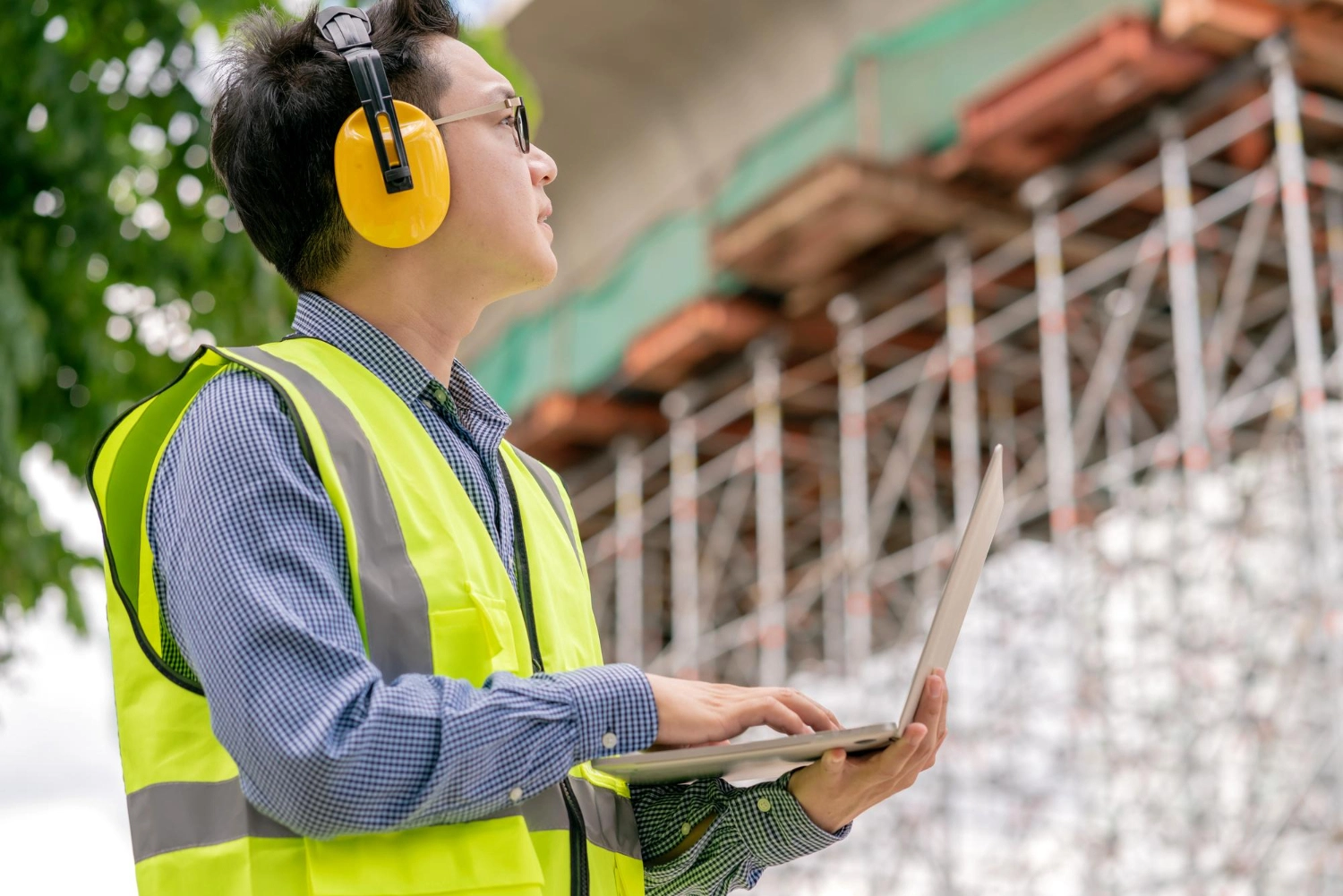 PROSEDUR KERJA CSMS UNTUK MENJAMIN KESELAMATAN PROYEK
