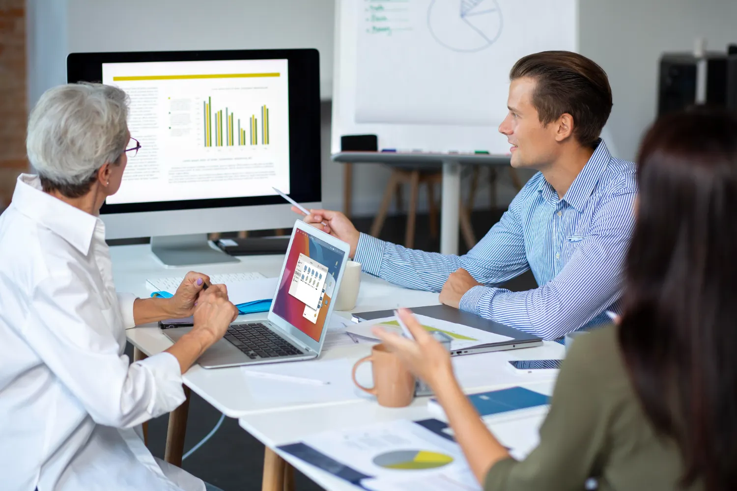 JAGA KECEPATAN PRODUKSI DENGAN AKURASI DATA MINITAB