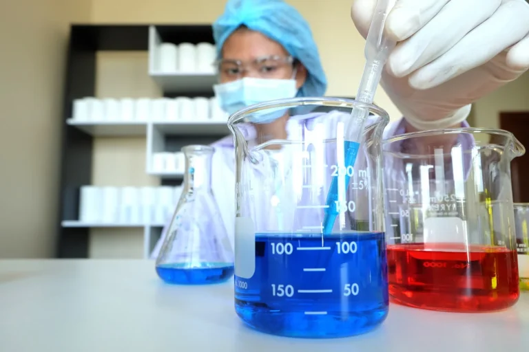 LANGKAH RUANG KERJA AMAN DI SISTEM LABORATORIUM